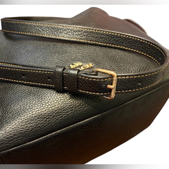 Coach Pennie Black Leather Shoulder Bag - Picture 9 of 10